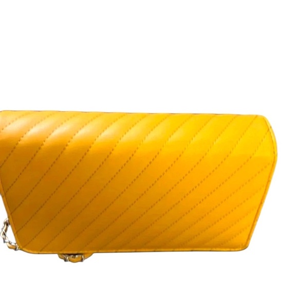 NWT Badgley Mischka sunshin yellow crossbody - Picture 8 of 10